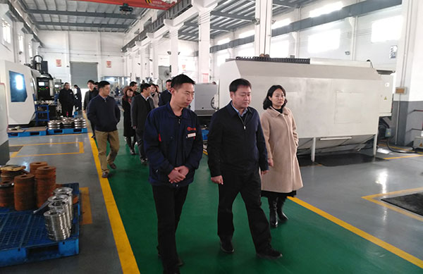 客户单位领导莅临我公司车间参观指导
